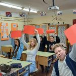 Amikor a diákok hangja megtölti élettel az iskolát – Hatalmas sikert aratott a mai rendhagyó témanapunk!
